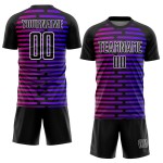 Uniform Sublimation Schwarze Linien Jersey Benutzerdefinierte Lila-Rosa Fußball Uniform Sublimation Schwarze Linien Jersey Benutzerdefinierte Lila-Rosa Fußball