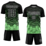 Grün-Weiß Sublimation Custom Uniform Jersey Pea Soccer Black Line Grün-Weiß Sublimation Custom Uniform Jersey Pea Soccer Black Line